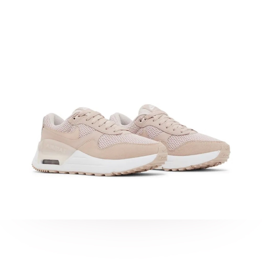 2022
Wmns Air Max SYSTM 'Rose Pink'  Excellent, used condition size 9